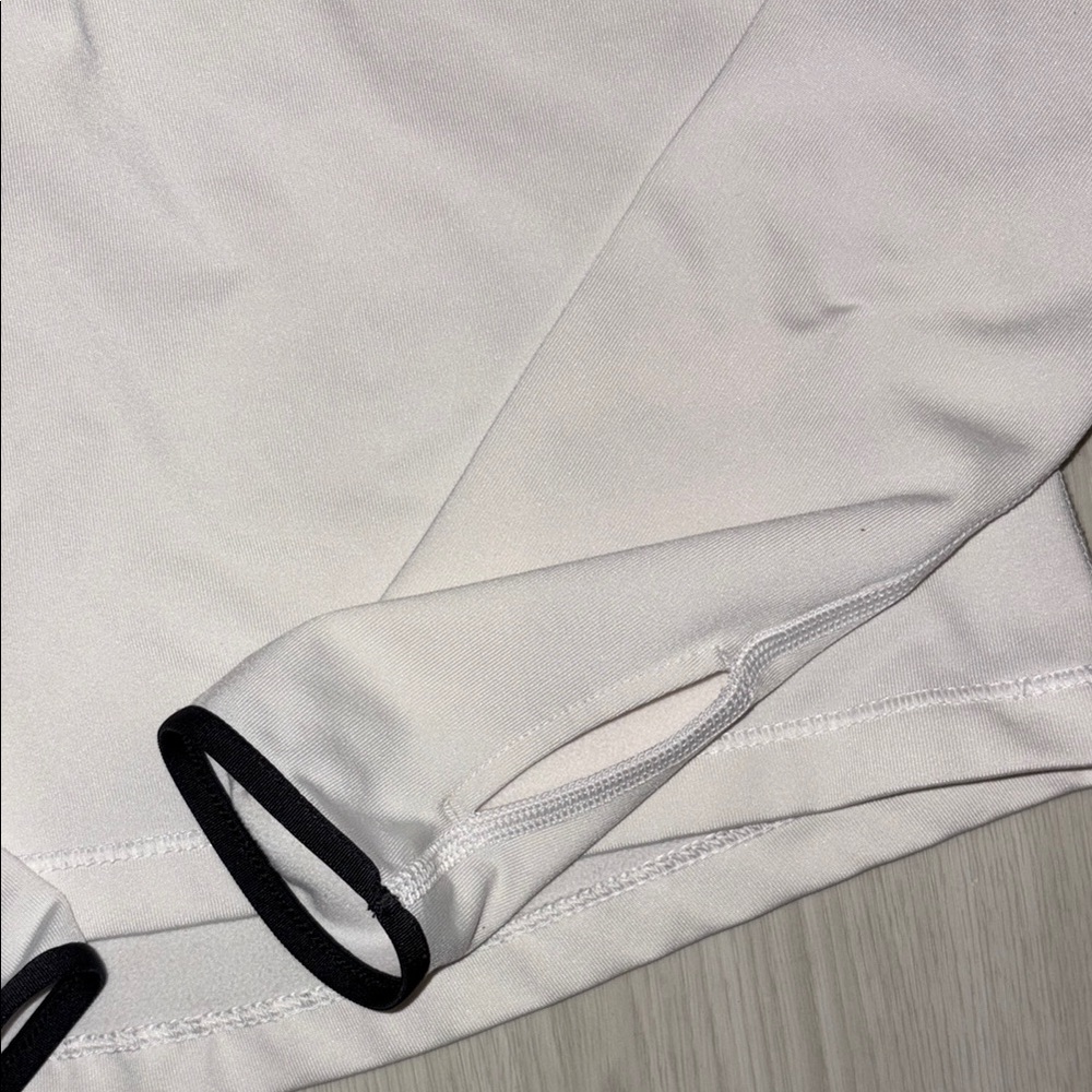 Nike pro White Quarter-Zip dri-fit Pullover - Picture 3 of 3